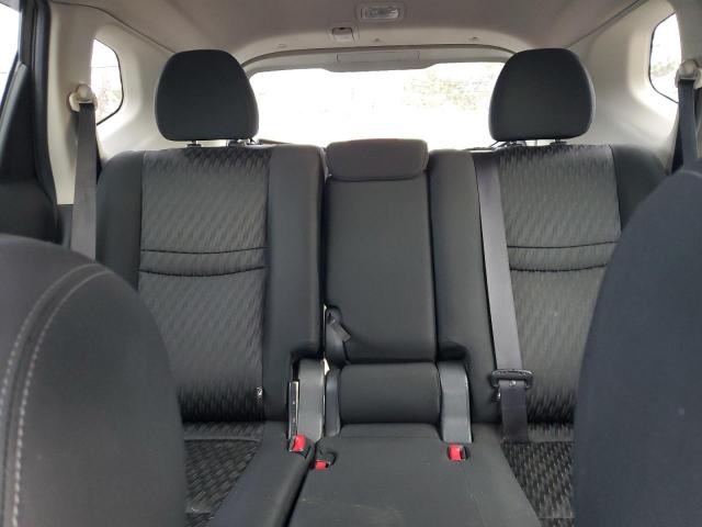 Nissan Rogue S Image 2