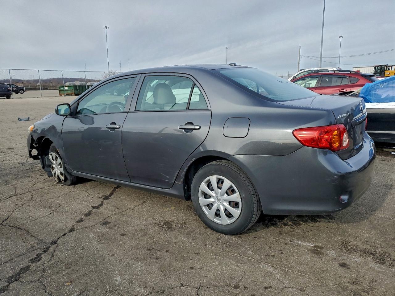 Toyota Corolla Base Image 2