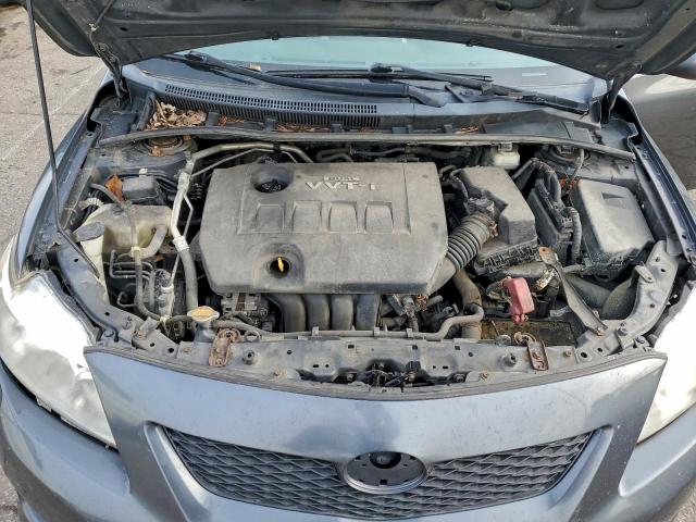 Toyota Corolla Base Image 11