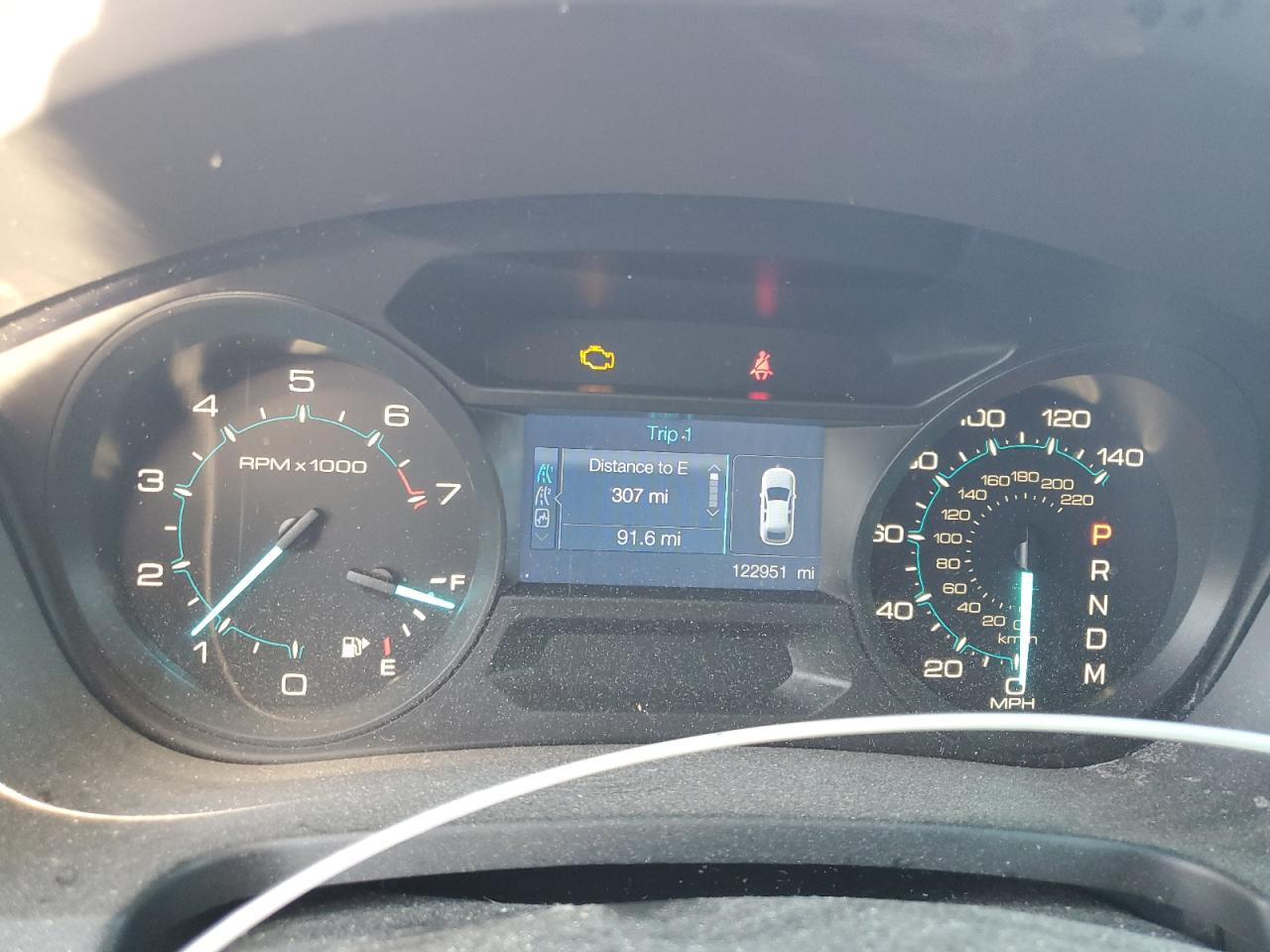 Ford Explorer Image 8