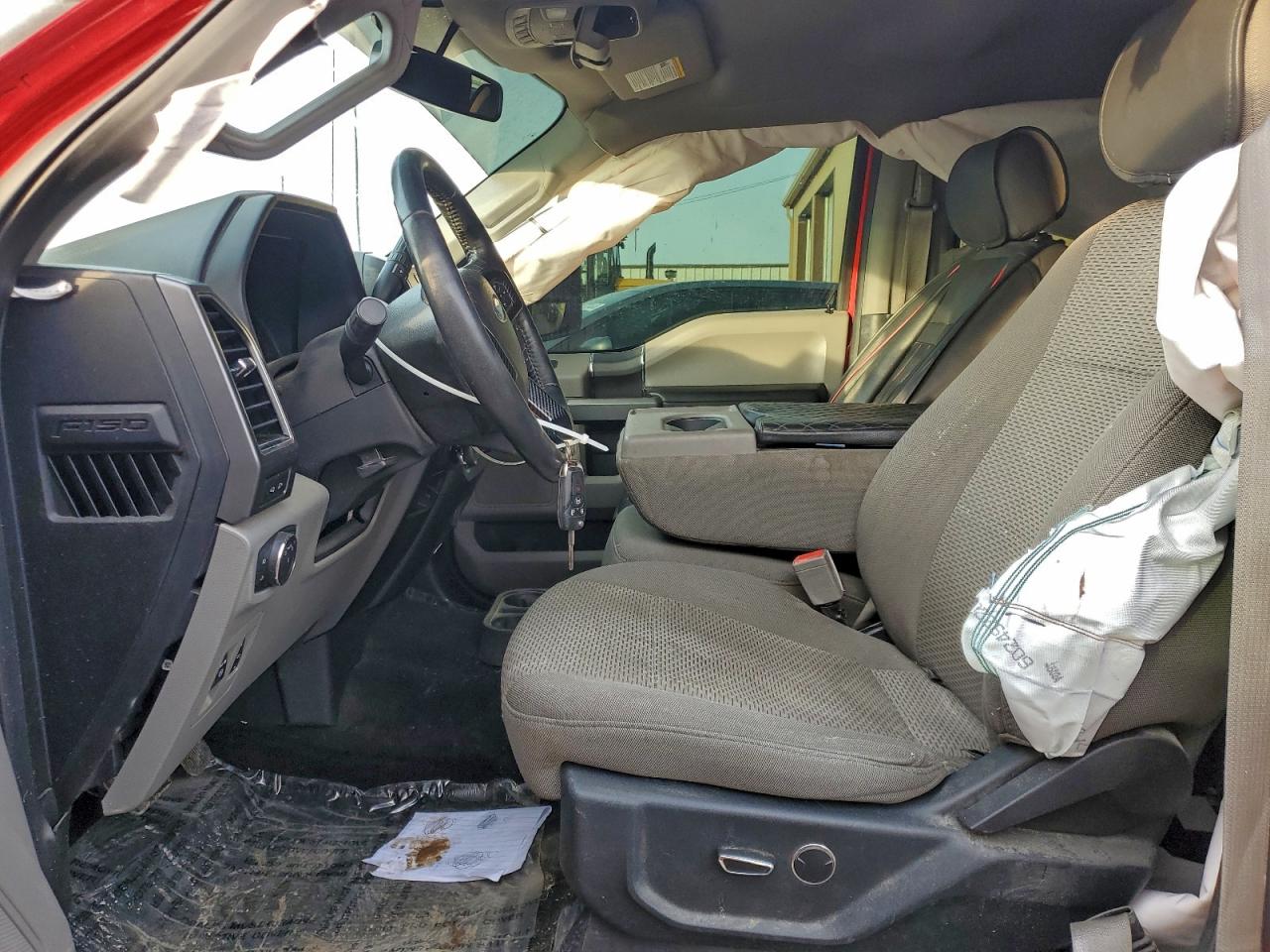 Ford F-150 Supercrew Image 5