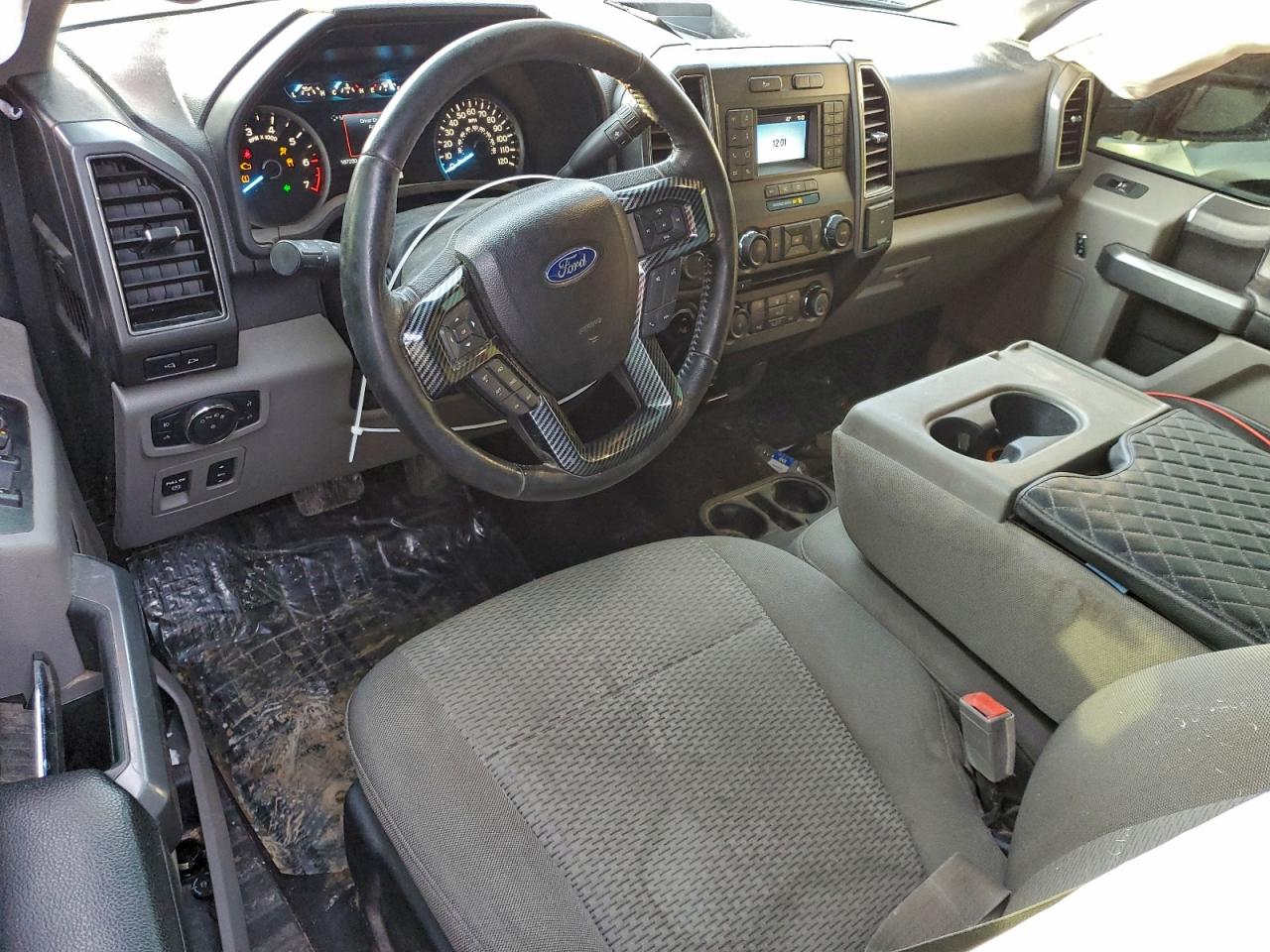 Ford F-150 Supercrew Image 7