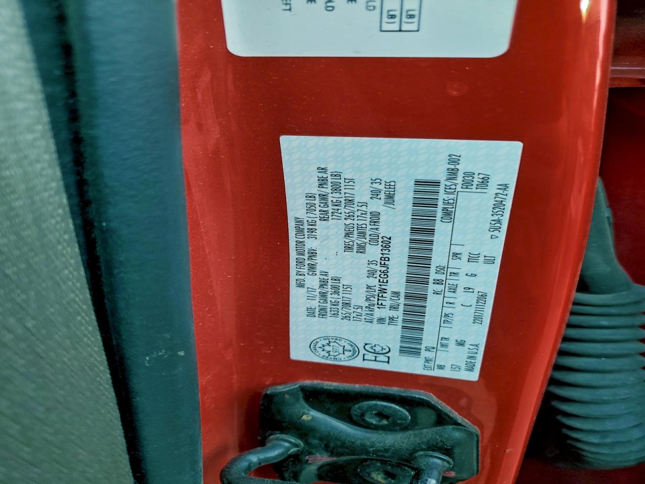 Ford F-150 Supercrew Image 12