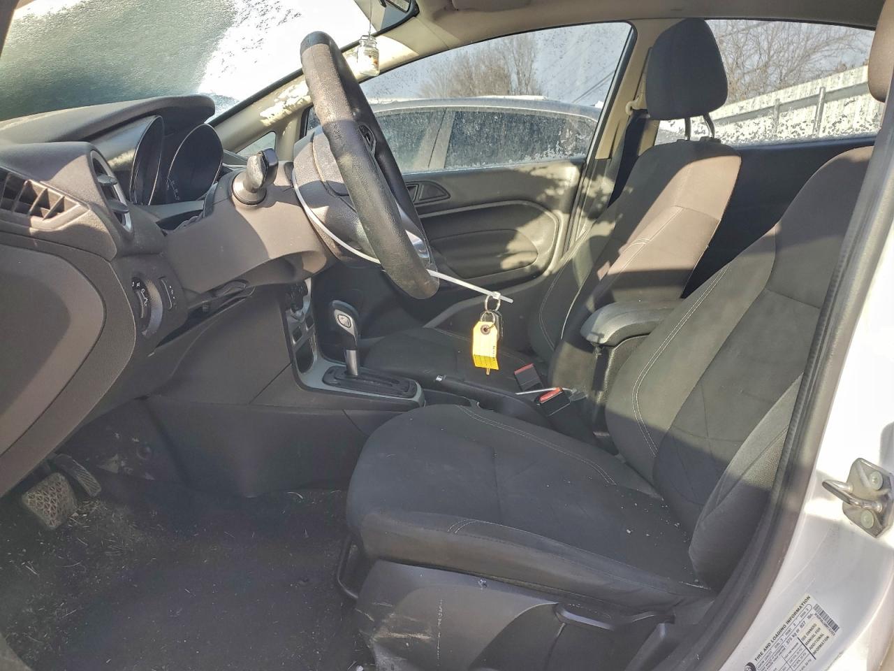 Ford Fiesta Se Image 7