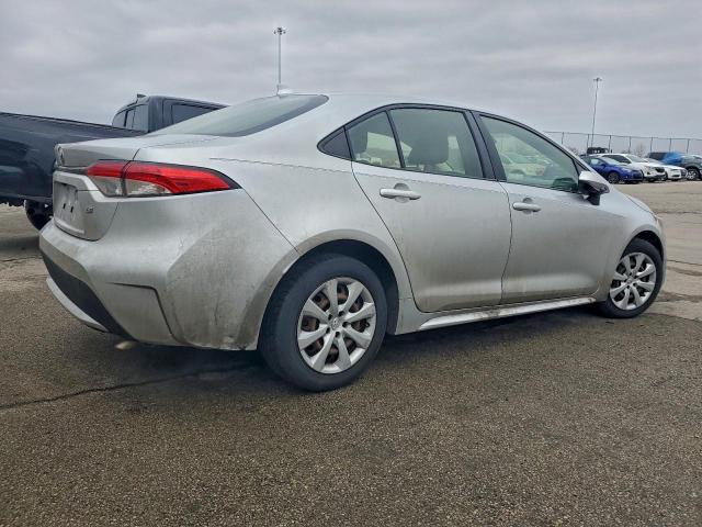 Toyota Corolla Le Image 4