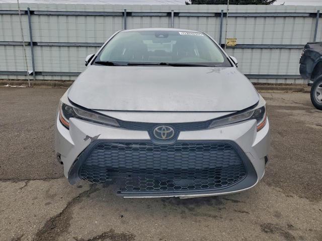 Toyota Corolla Le Image 5