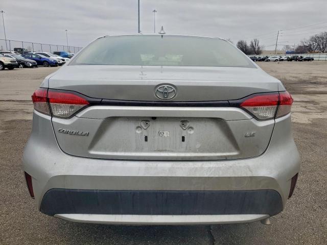 Toyota Corolla Le Image 3