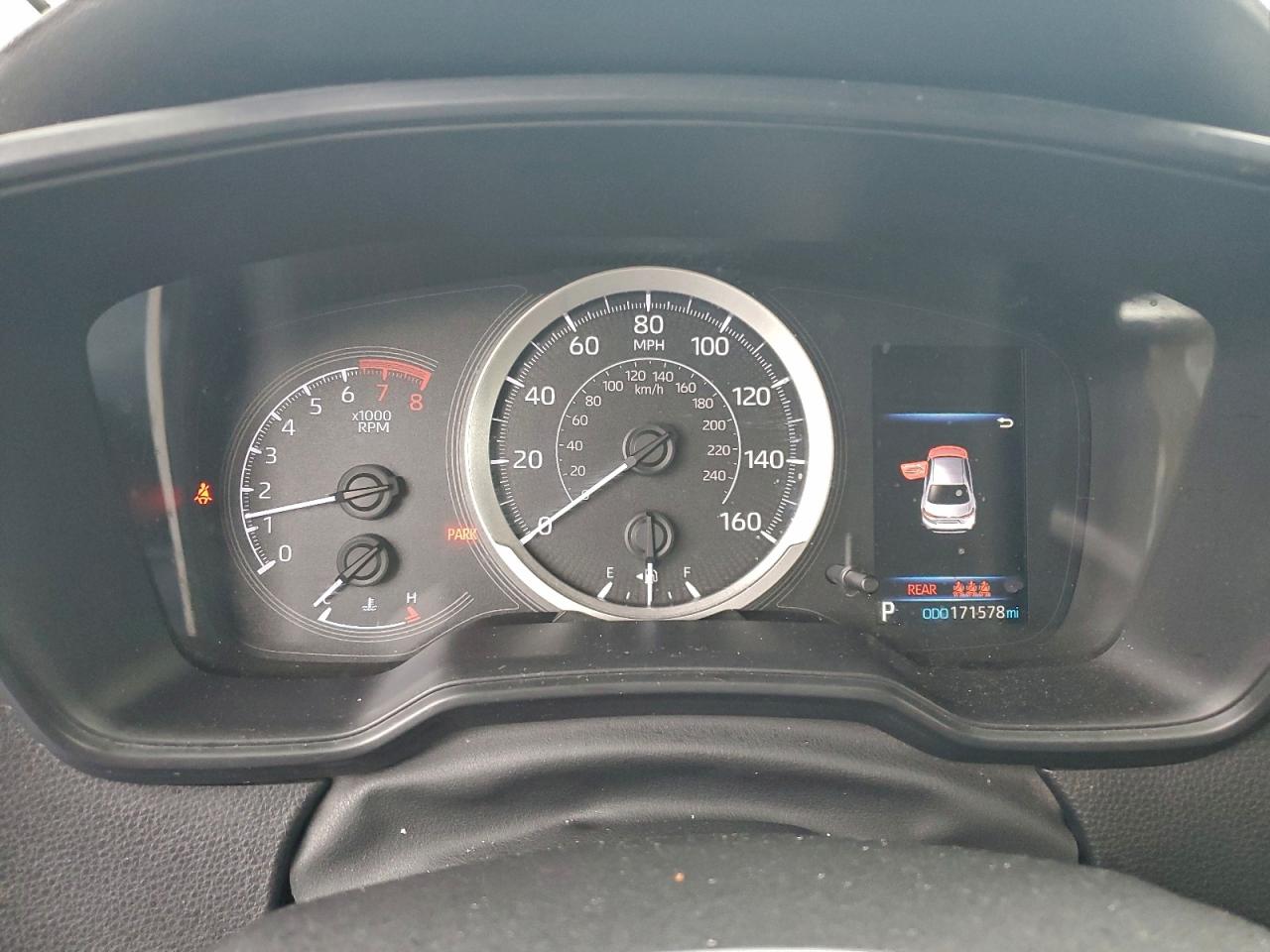 Toyota Corolla Le Image 12