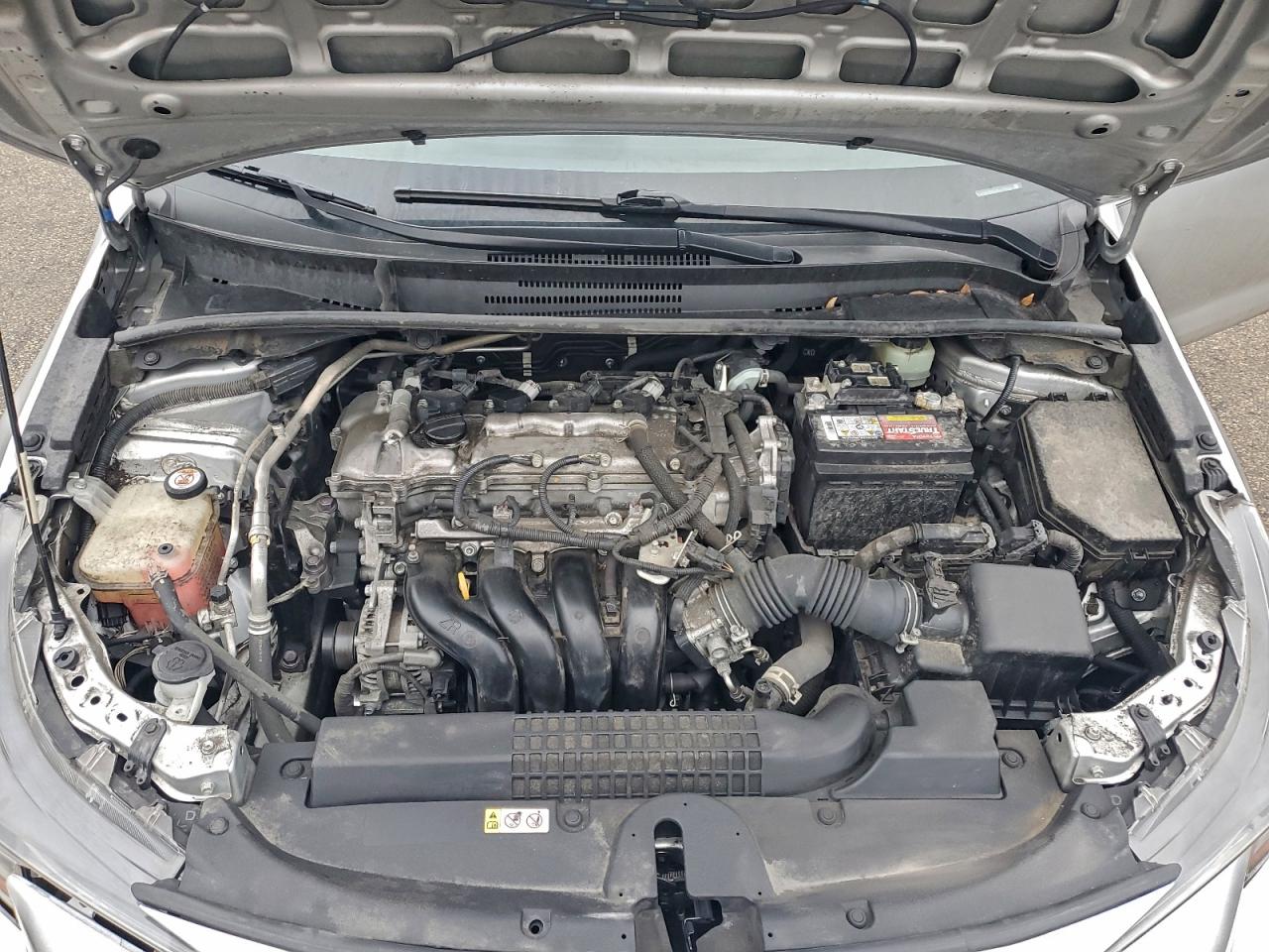 Toyota Corolla Le Image 8